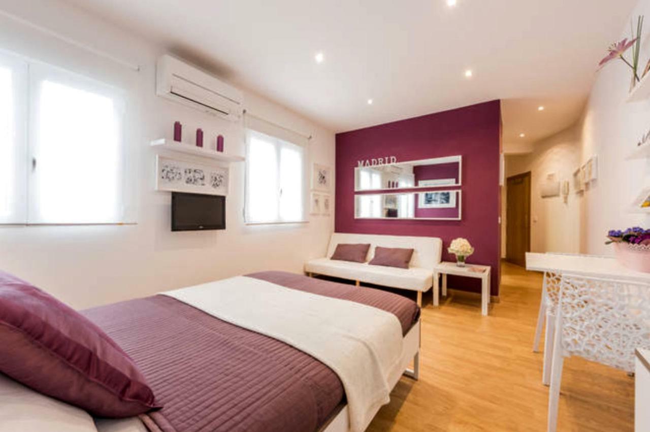 Apartamento En Calle Jardines - Madrid Centro — Fotos 2